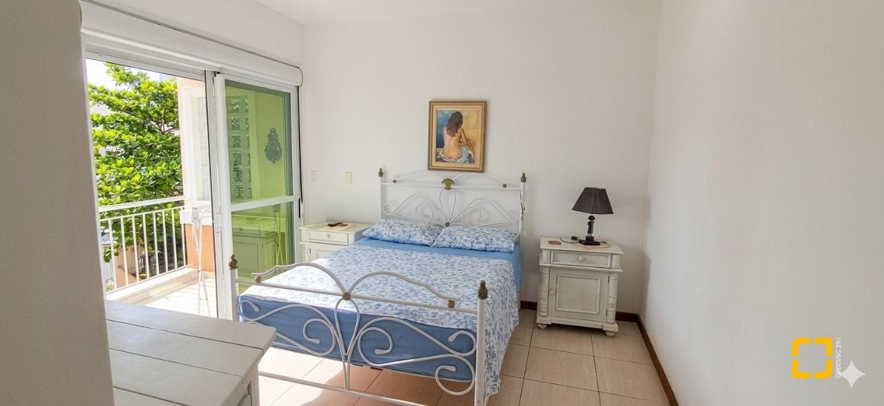 Casa de Condomínio com 103m², 4 quartos (sendo 2 suítes), 1 garagem, no bairro Canasvieiras em Florianópolis