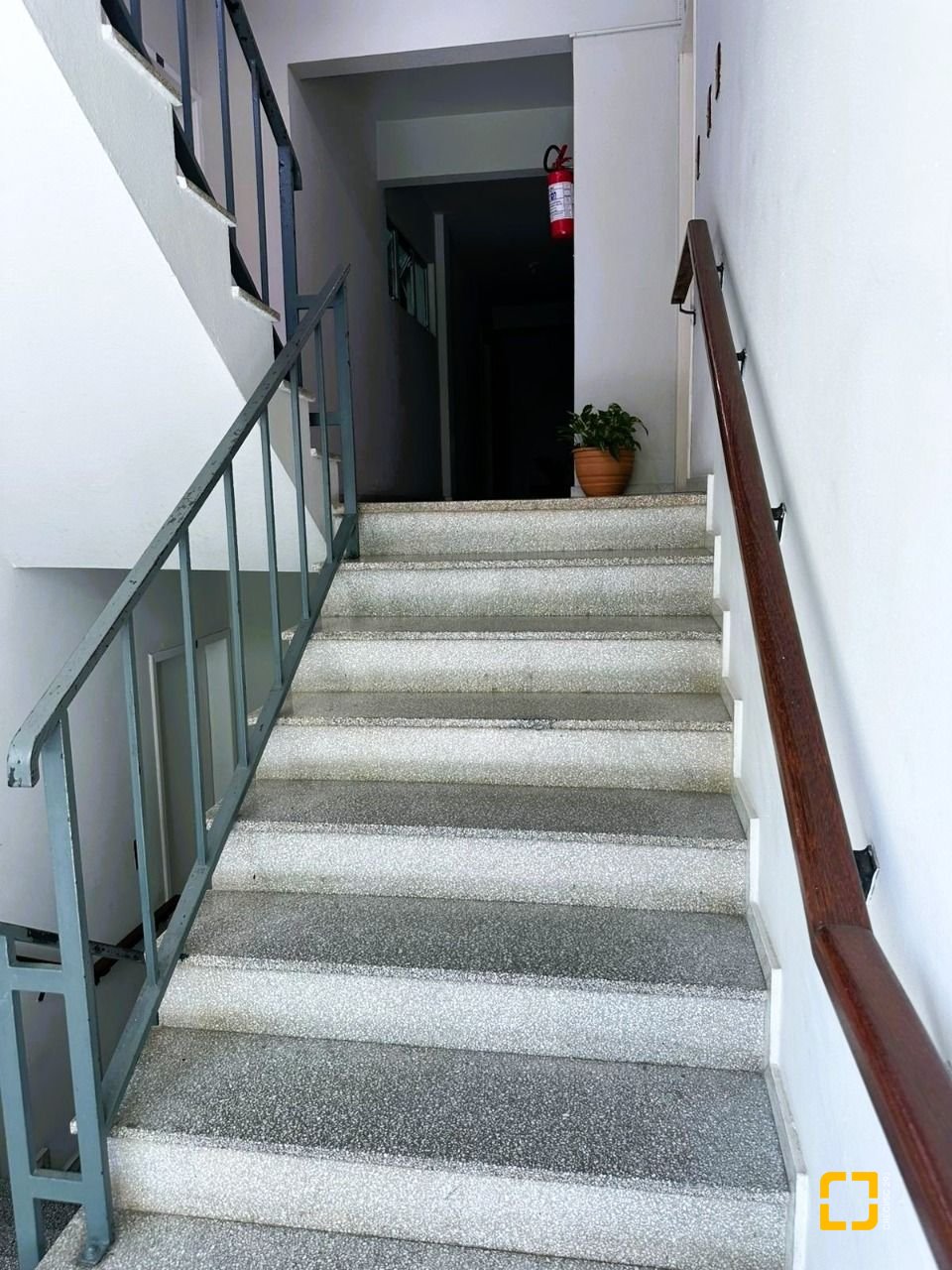 Apartamento com 43m², 1 quarto, 1 garagem, no bairro Estreito em Florianópolis