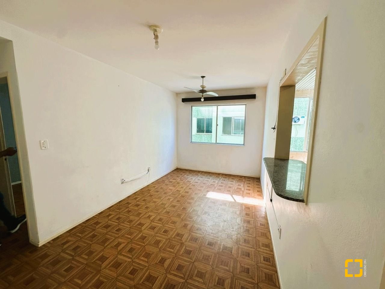 Apartamento com 43m², 1 quarto, 1 garagem, no bairro Estreito em Florianópolis