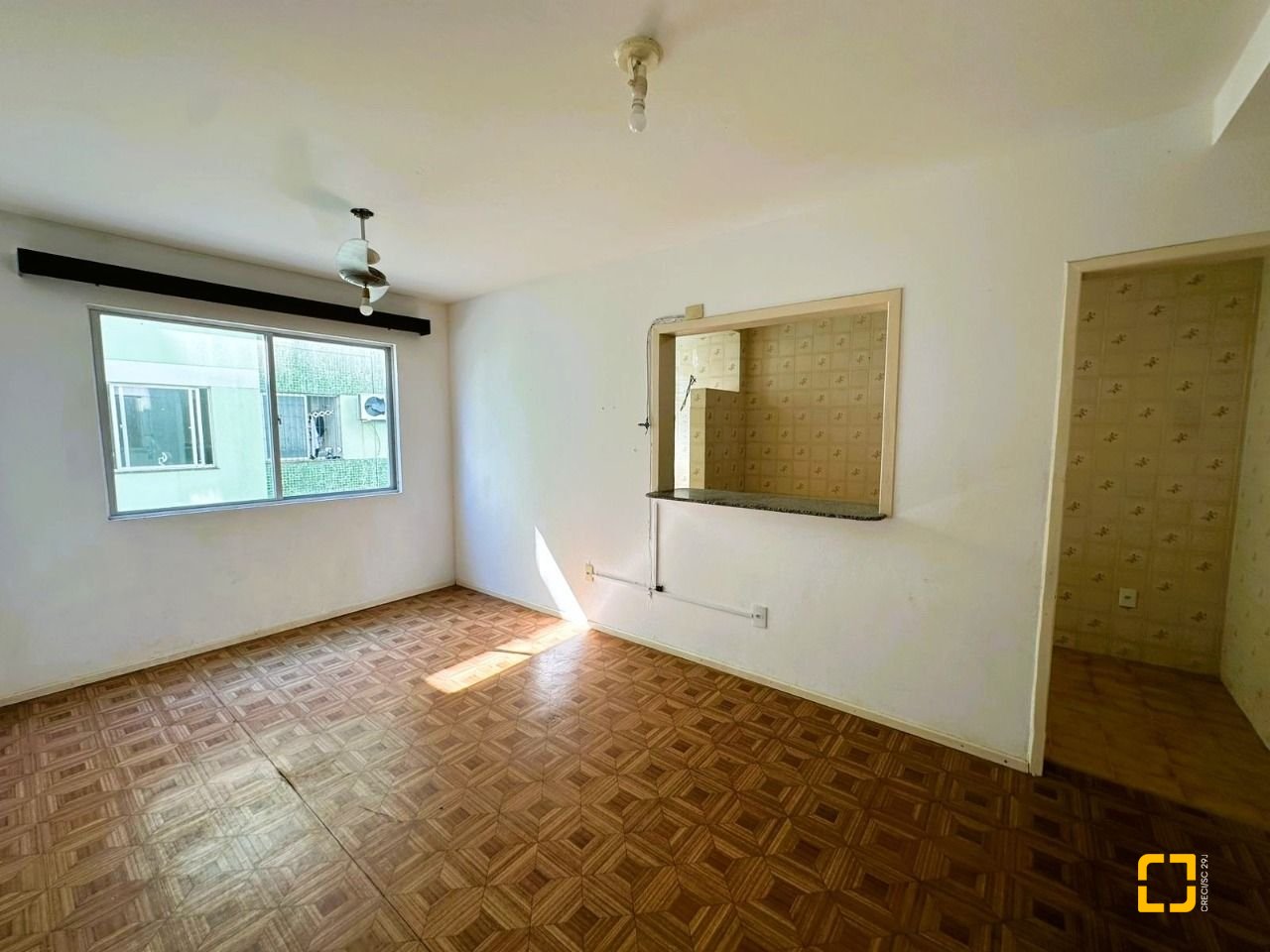 Apartamento com 43m², 1 quarto, 1 garagem, no bairro Estreito em Florianópolis