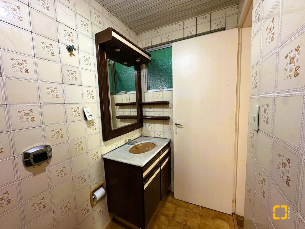 Apartamento com 43m², 1 quarto, 1 garagem, no bairro Estreito em Florianópolis