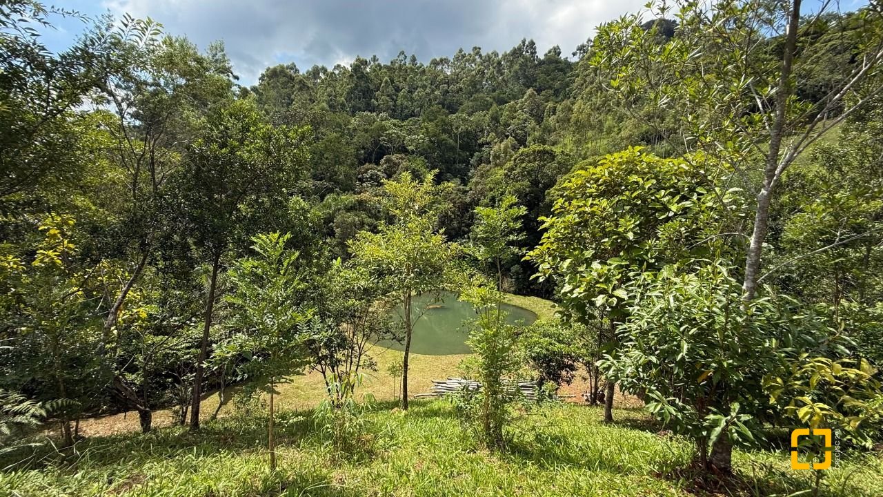 Sítio com 100m², 1 quarto, 3 garagens, no bairro Penha em Paulo Lopes