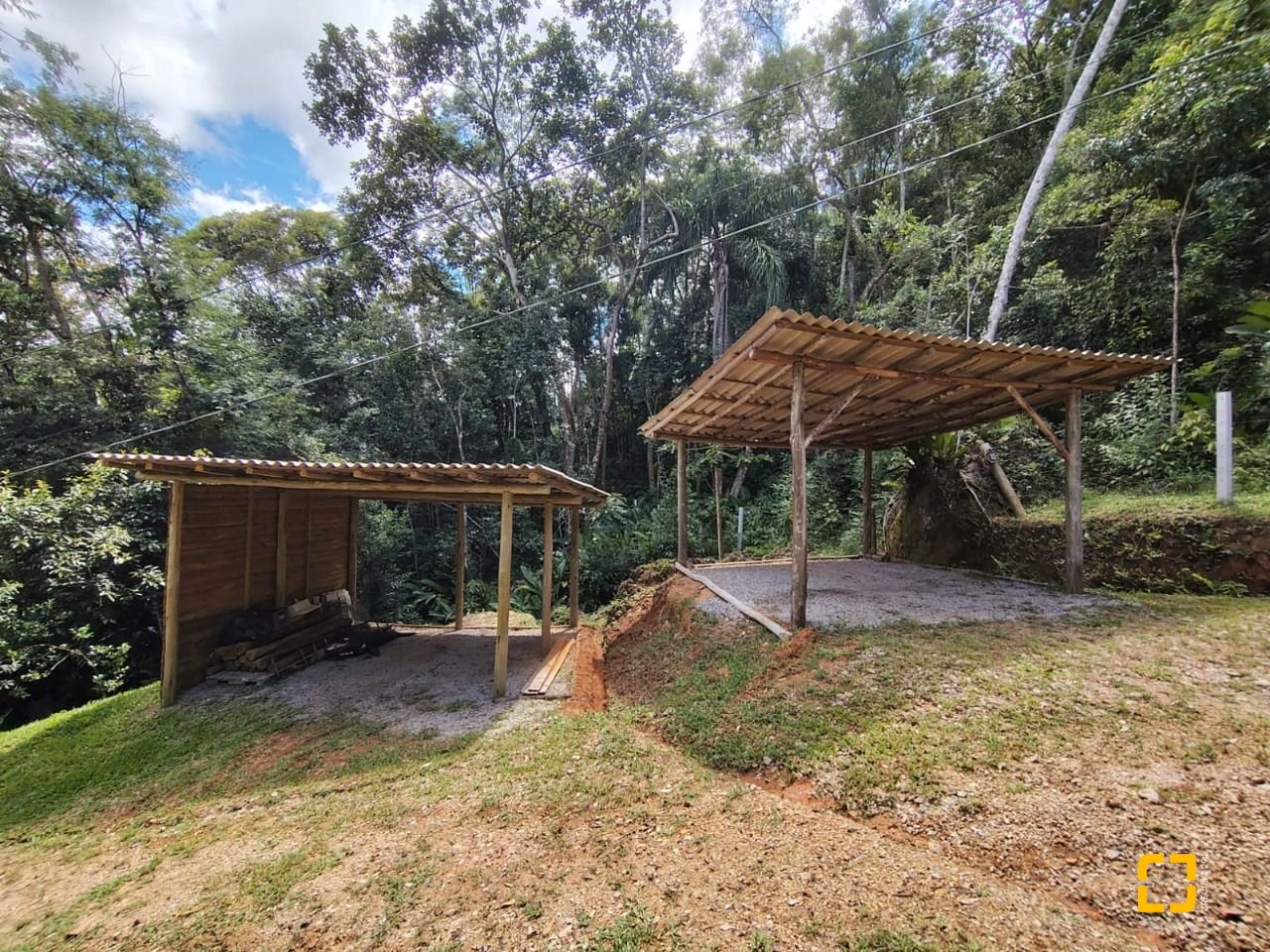 Sítio com 100m², 1 quarto, 3 garagens, no bairro Penha em Paulo Lopes