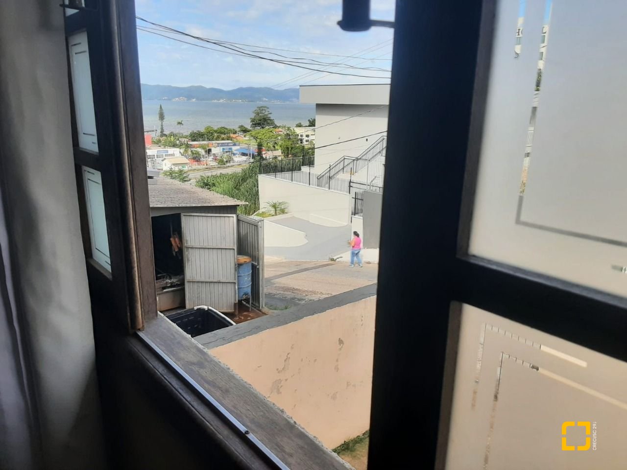Casa com 150m², 3 quartos (sendo 1 suíte), 1 garagem, no bairro Serraria em São José