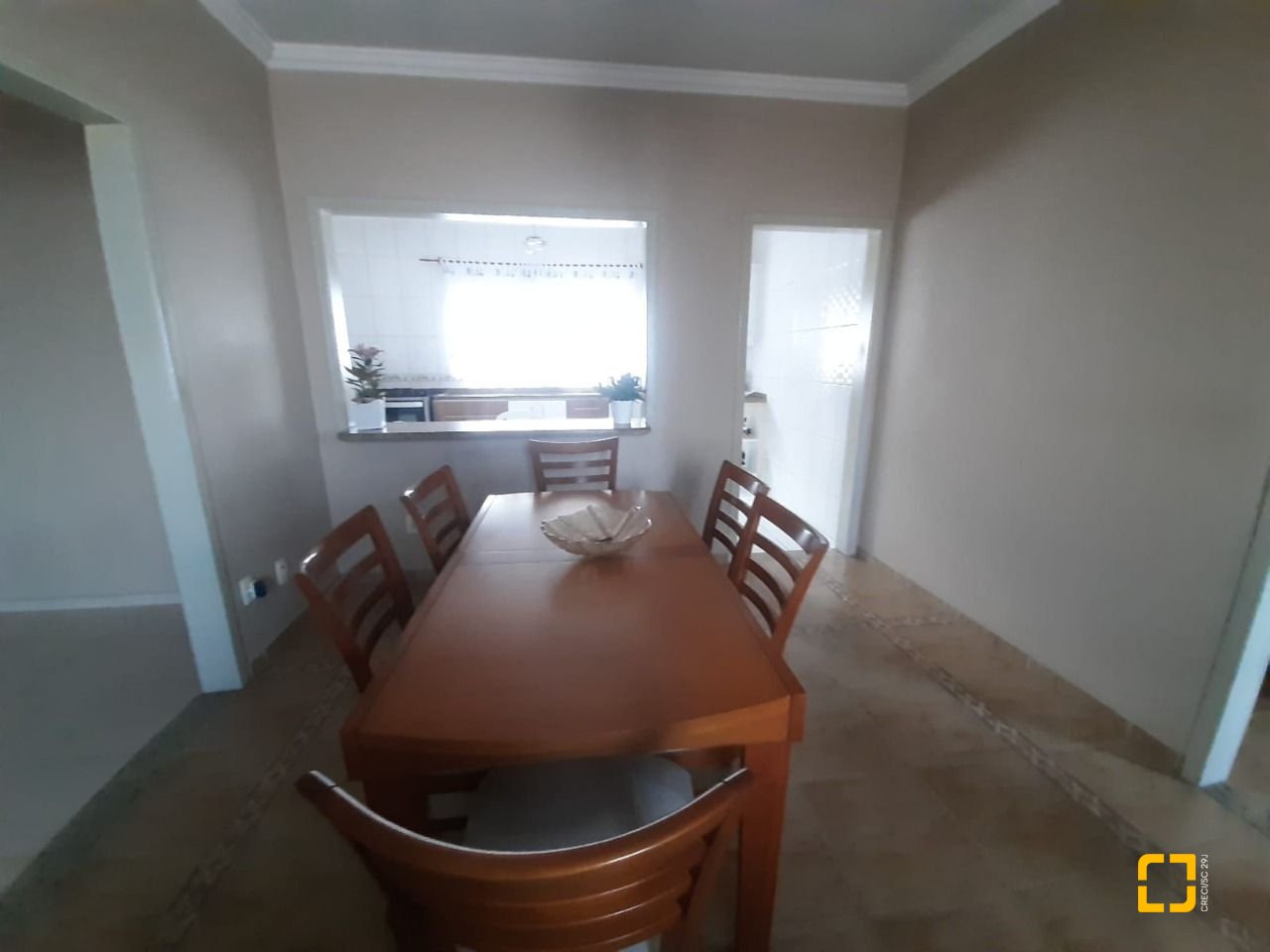 Casa com 150m², 3 quartos (sendo 1 suíte), 1 garagem, no bairro Serraria em São José
