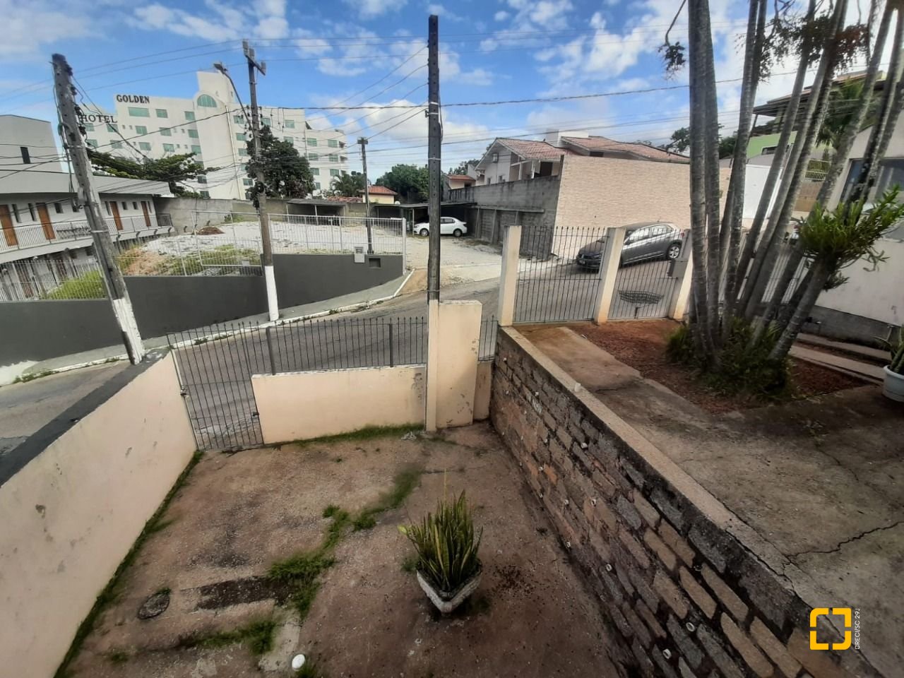 Casa com 150m², 3 quartos (sendo 1 suíte), 1 garagem, no bairro Serraria em São José