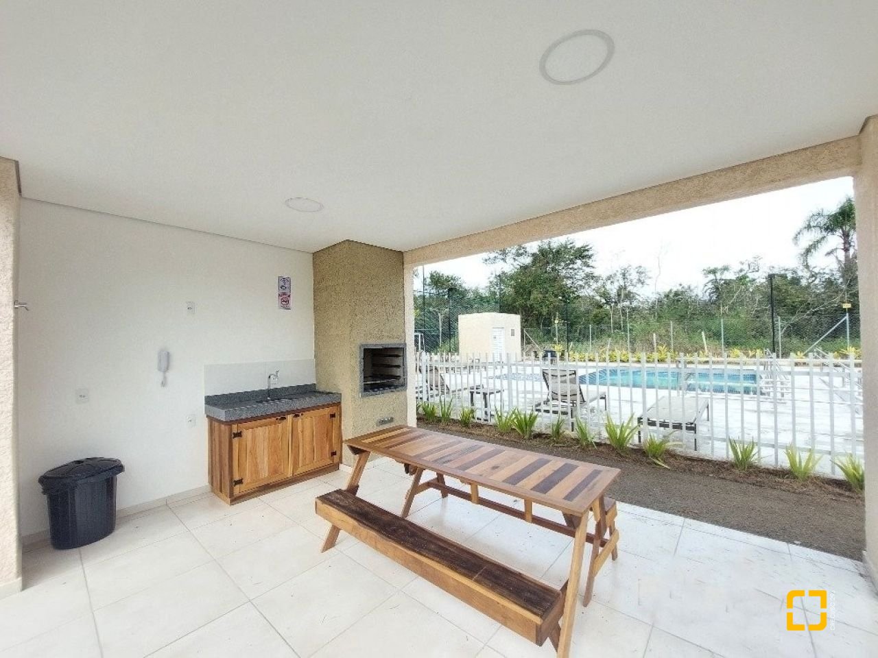 Apartamento com 47m², 2 quartos, 1 garagem, no bairro Bela Vista em Palhoça