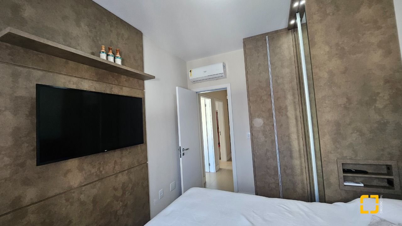 Apartamento com 101m², 4 quartos (sendo 1 suíte), 1 garagem, no bairro Canasvieiras em Florianópolis