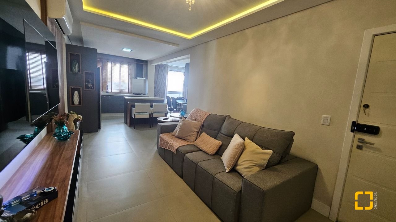 Apartamento com 101m², 4 quartos (sendo 1 suíte), 1 garagem, no bairro Canasvieiras em Florianópolis
