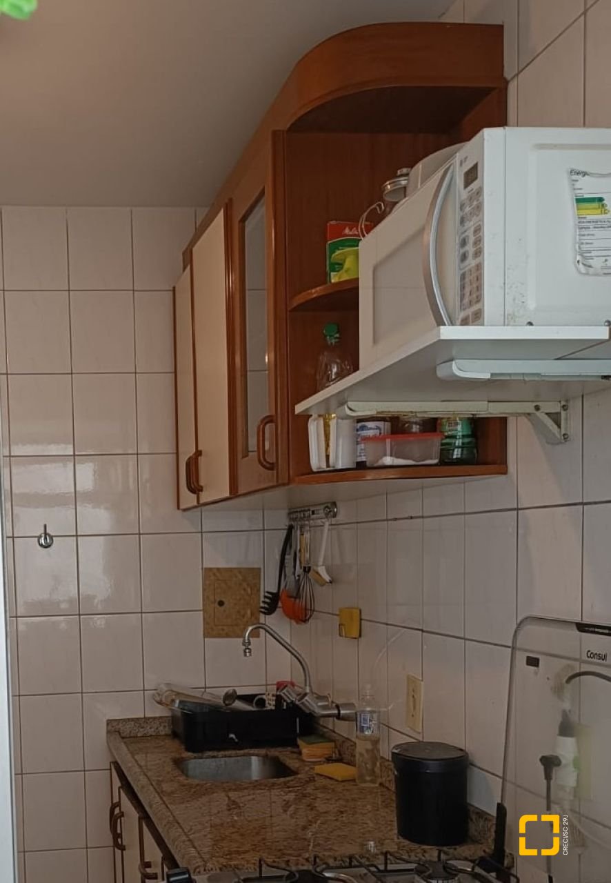 Apartamento com 40m², 1 quarto (sendo 1 suíte), no bairro Centro em Florianópolis