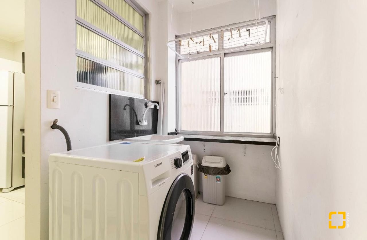 Apartamento com 72m², 3 quartos (sendo 1 suíte), 1 garagem, no bairro Trindade em Florianópolis