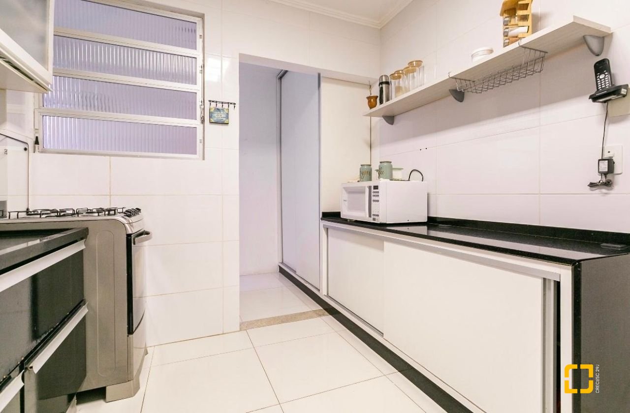 Apartamento com 72m², 3 quartos (sendo 1 suíte), 1 garagem, no bairro Trindade em Florianópolis