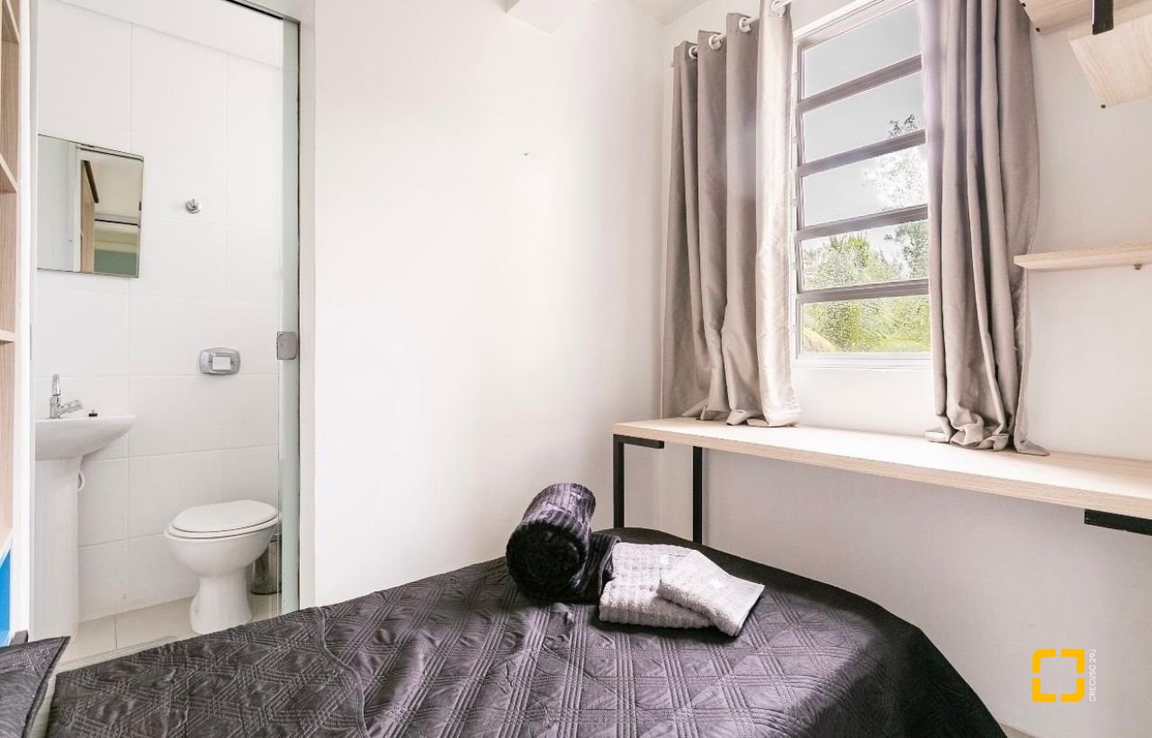 Apartamento com 72m², 3 quartos (sendo 1 suíte), 1 garagem, no bairro Trindade em Florianópolis