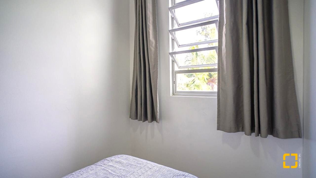 Apartamento com 72m², 3 quartos (sendo 1 suíte), 1 garagem, no bairro Trindade em Florianópolis