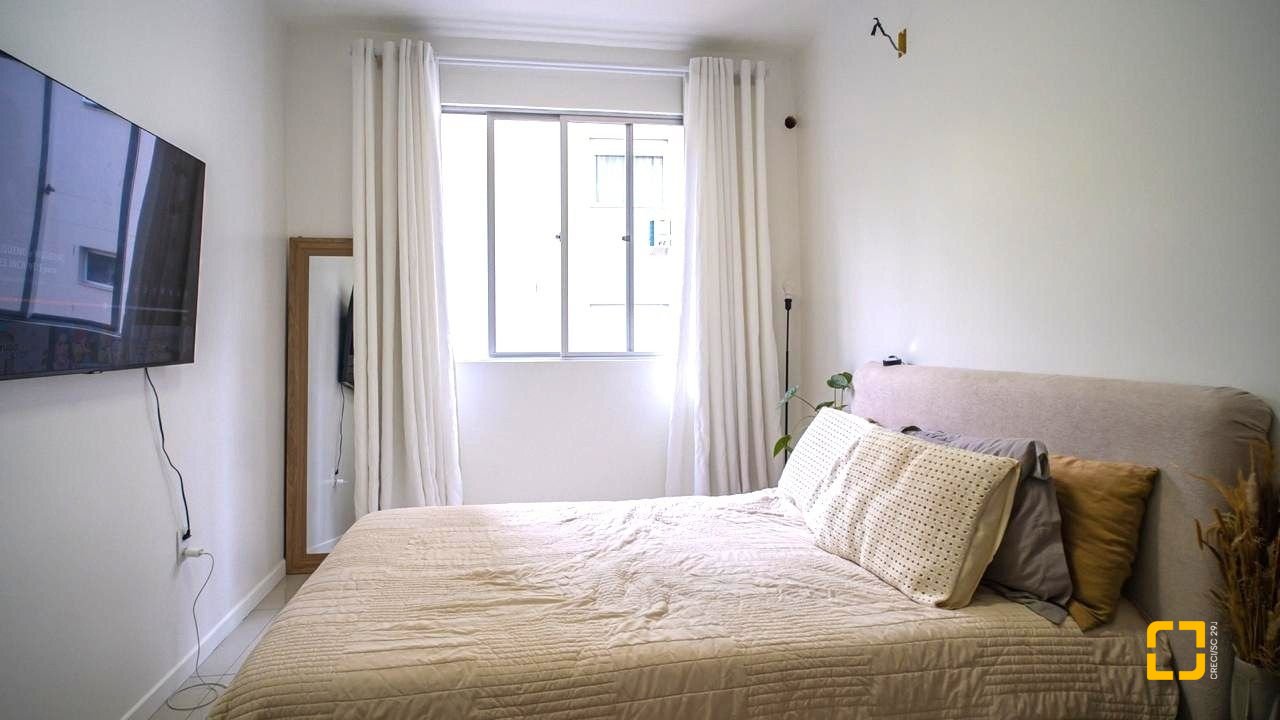 Apartamento com 72m², 3 quartos (sendo 1 suíte), 1 garagem, no bairro Trindade em Florianópolis