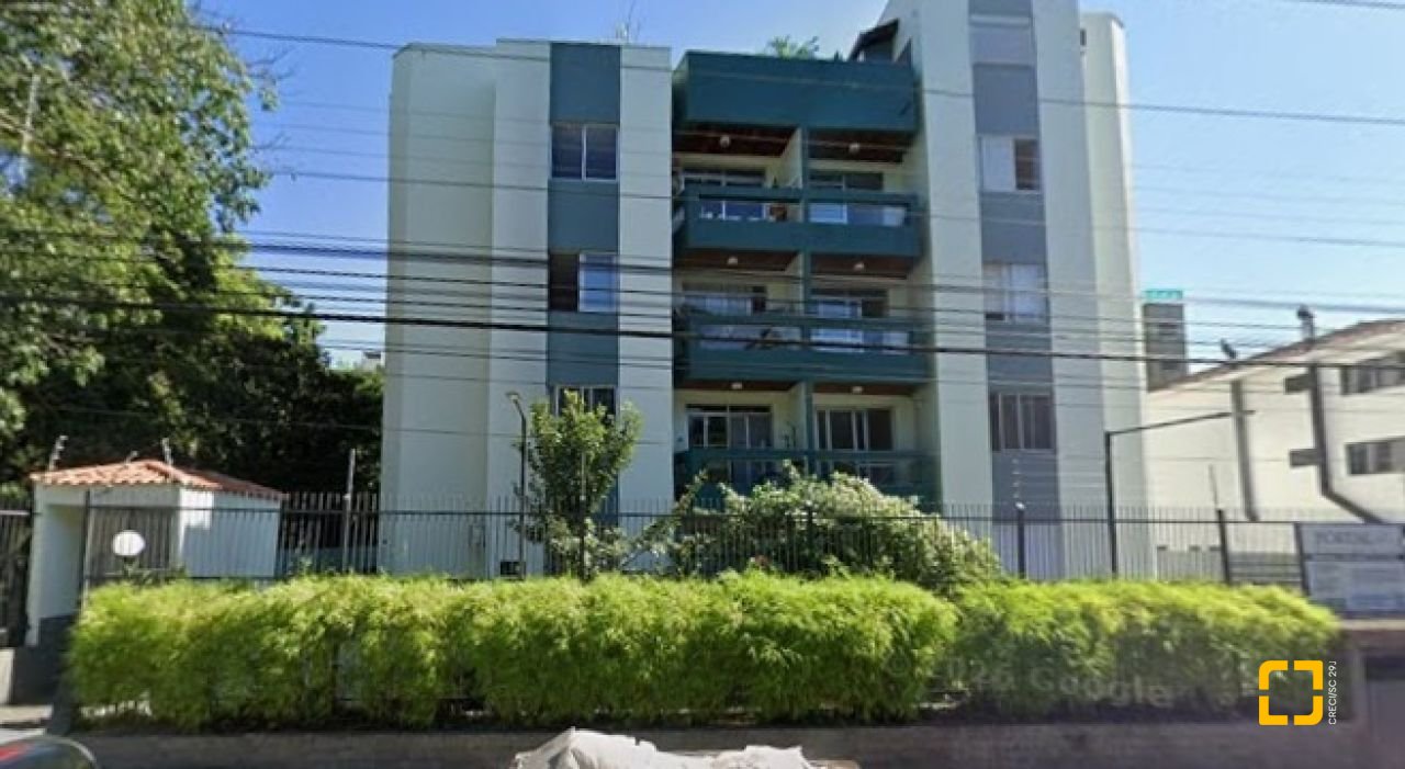 Apartamento com 72m², 3 quartos (sendo 1 suíte), 1 garagem, no bairro Trindade em Florianópolis