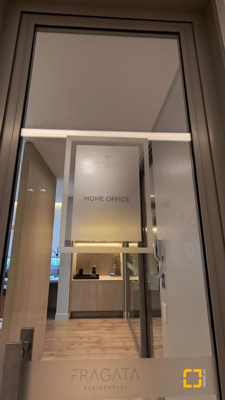 Apartamento com 76m², 4 quartos (sendo 2 suítes), 1 garagem, no bairro Jardim Atlântico em Florianópolis