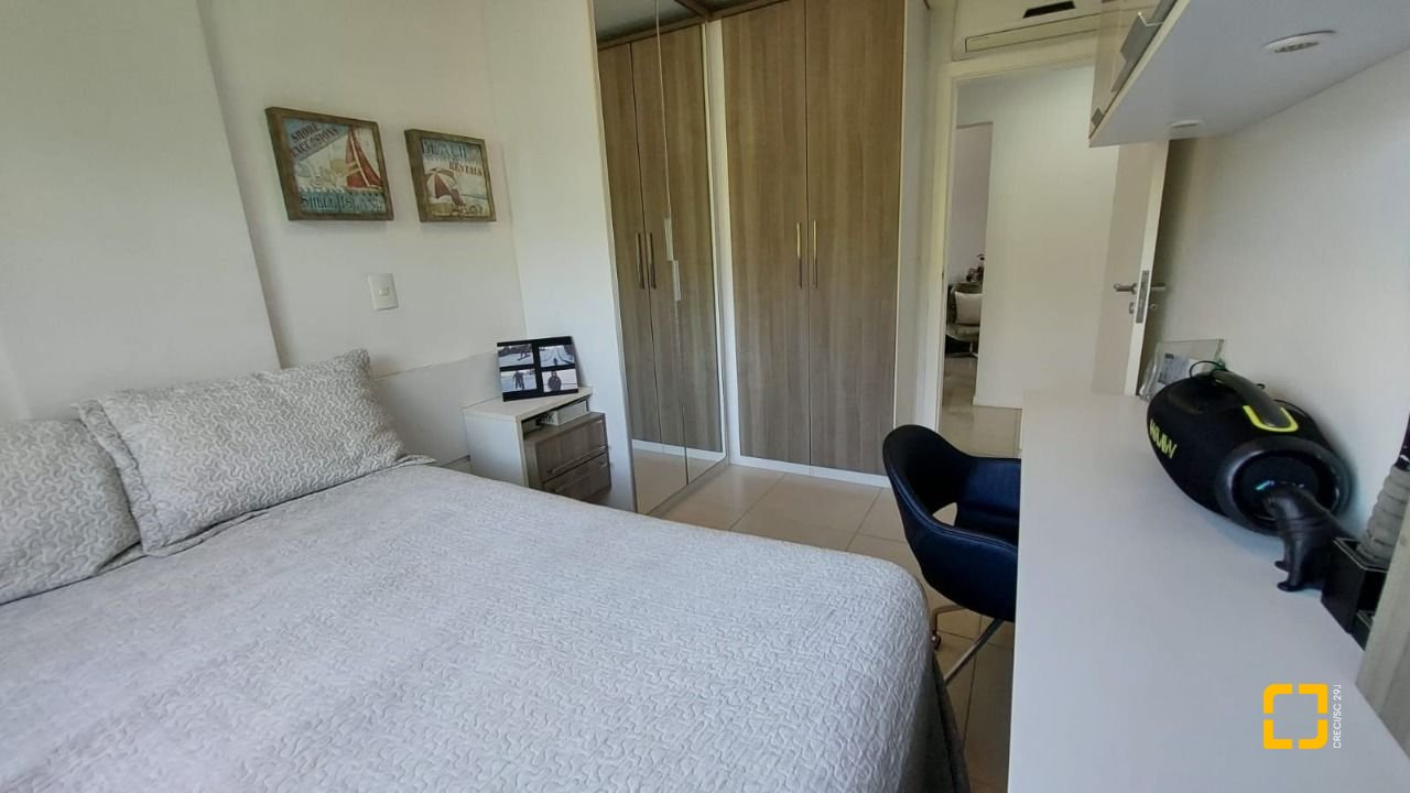 Apartamento com 88m², 4 quartos (sendo 1 suíte), 2 garagens, no bairro Campeche em Florianópolis