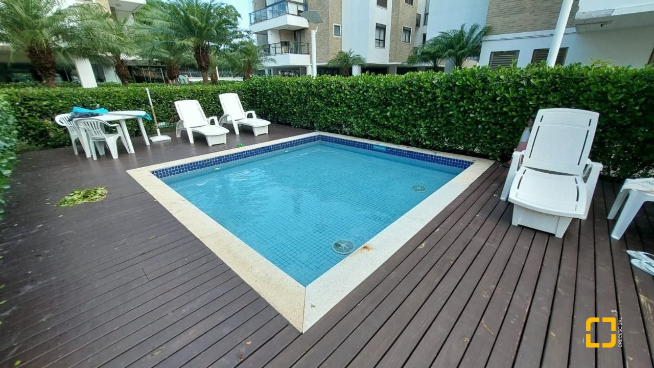 Apartamento com 88m², 4 quartos (sendo 1 suíte), 2 garagens, no bairro Campeche em Florianópolis