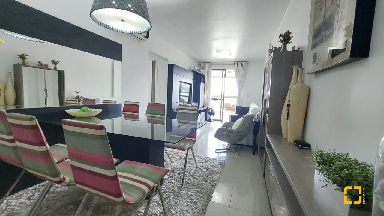 Apartamento com 88m², 4 quartos (sendo 1 suíte), 2 garagens, no bairro Campeche em Florianópolis