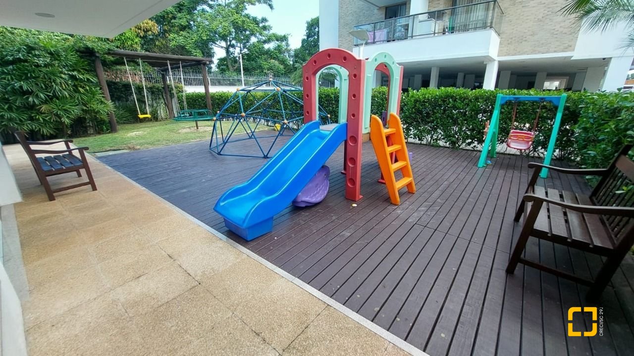 Apartamento com 88m², 4 quartos (sendo 1 suíte), 2 garagens, no bairro Campeche em Florianópolis