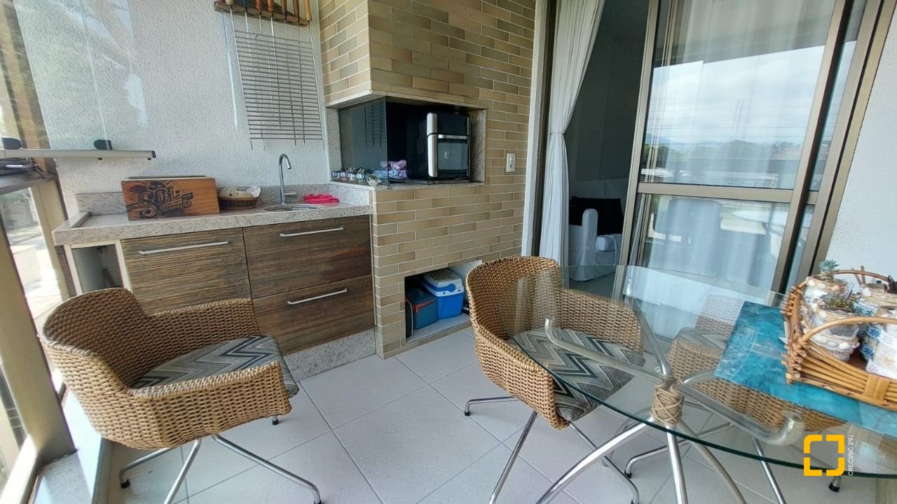 Apartamento com 88m², 4 quartos (sendo 1 suíte), 2 garagens, no bairro Campeche em Florianópolis