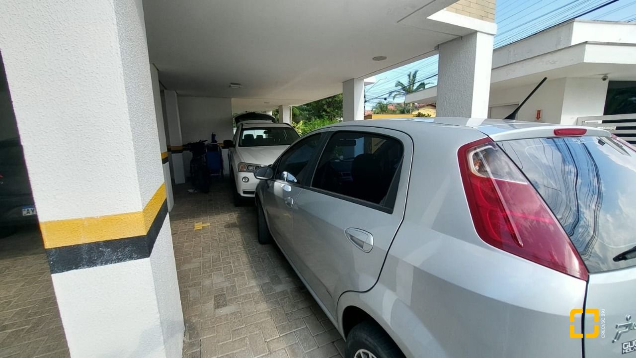 Apartamento com 88m², 4 quartos (sendo 1 suíte), 2 garagens, no bairro Campeche em Florianópolis