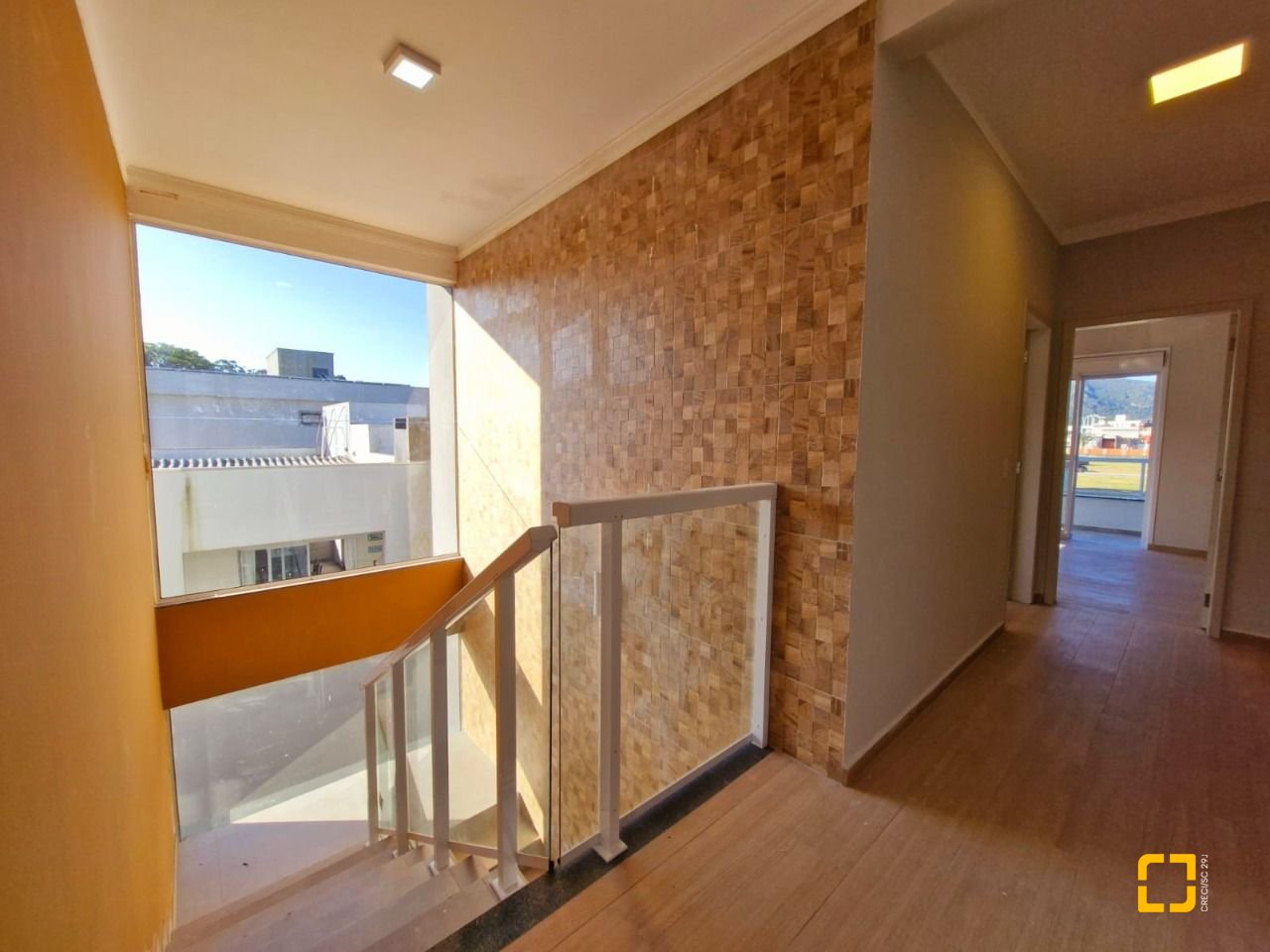 Casa de Condomínio com 204m², 4 quartos (sendo 1 suíte), 2 garagens, no bairro Rio Vermelho em Florianópolis