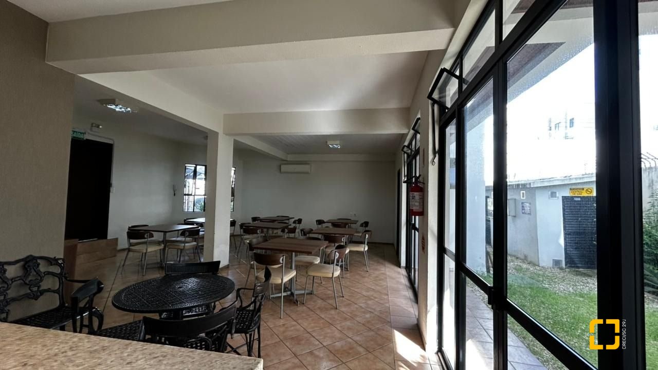 Apartamento com 71m², 3 quartos (sendo 1 suíte), 1 garagem, no bairro Abraão em Florianópolis