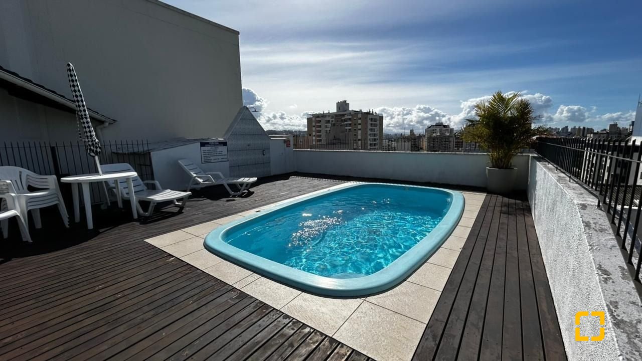 Apartamento com 71m², 3 quartos (sendo 1 suíte), 1 garagem, no bairro Abraão em Florianópolis