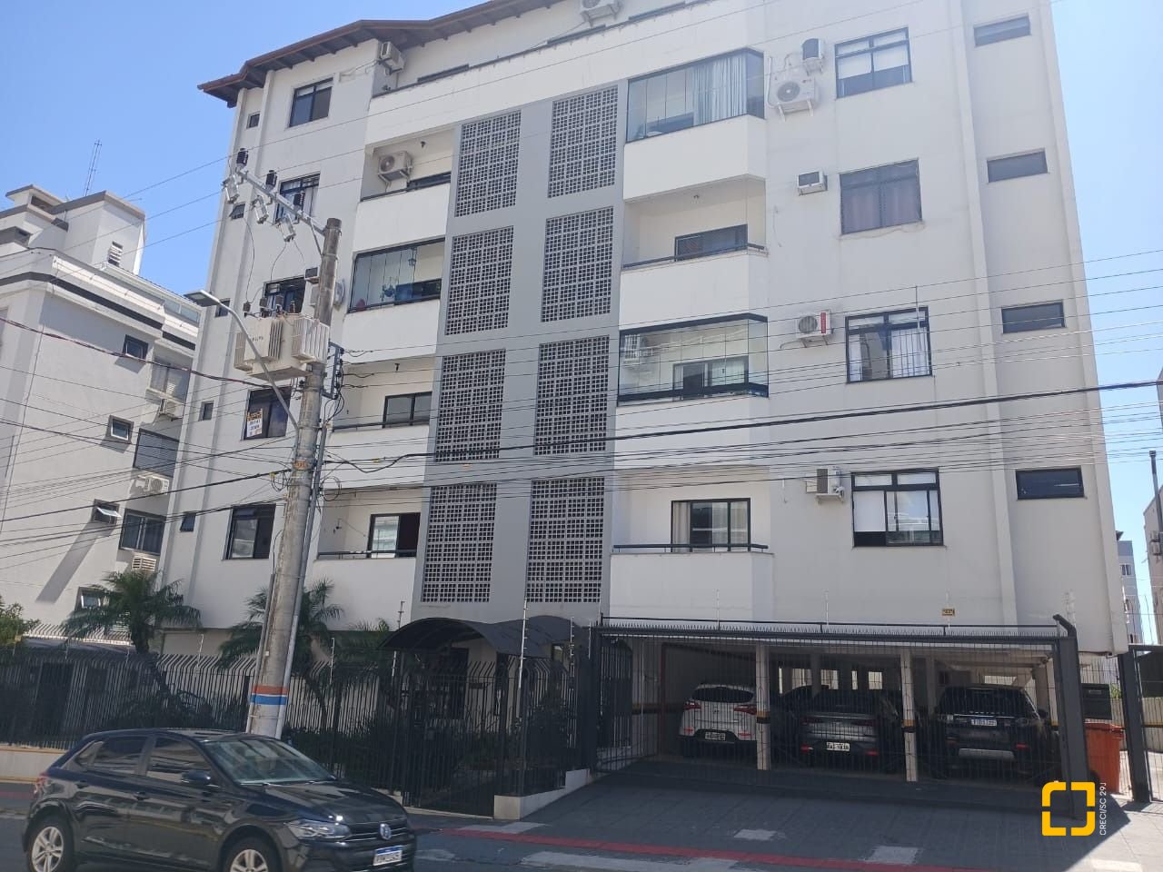 Apartamento com 71m², 3 quartos (sendo 1 suíte), 1 garagem, no bairro Abraão em Florianópolis