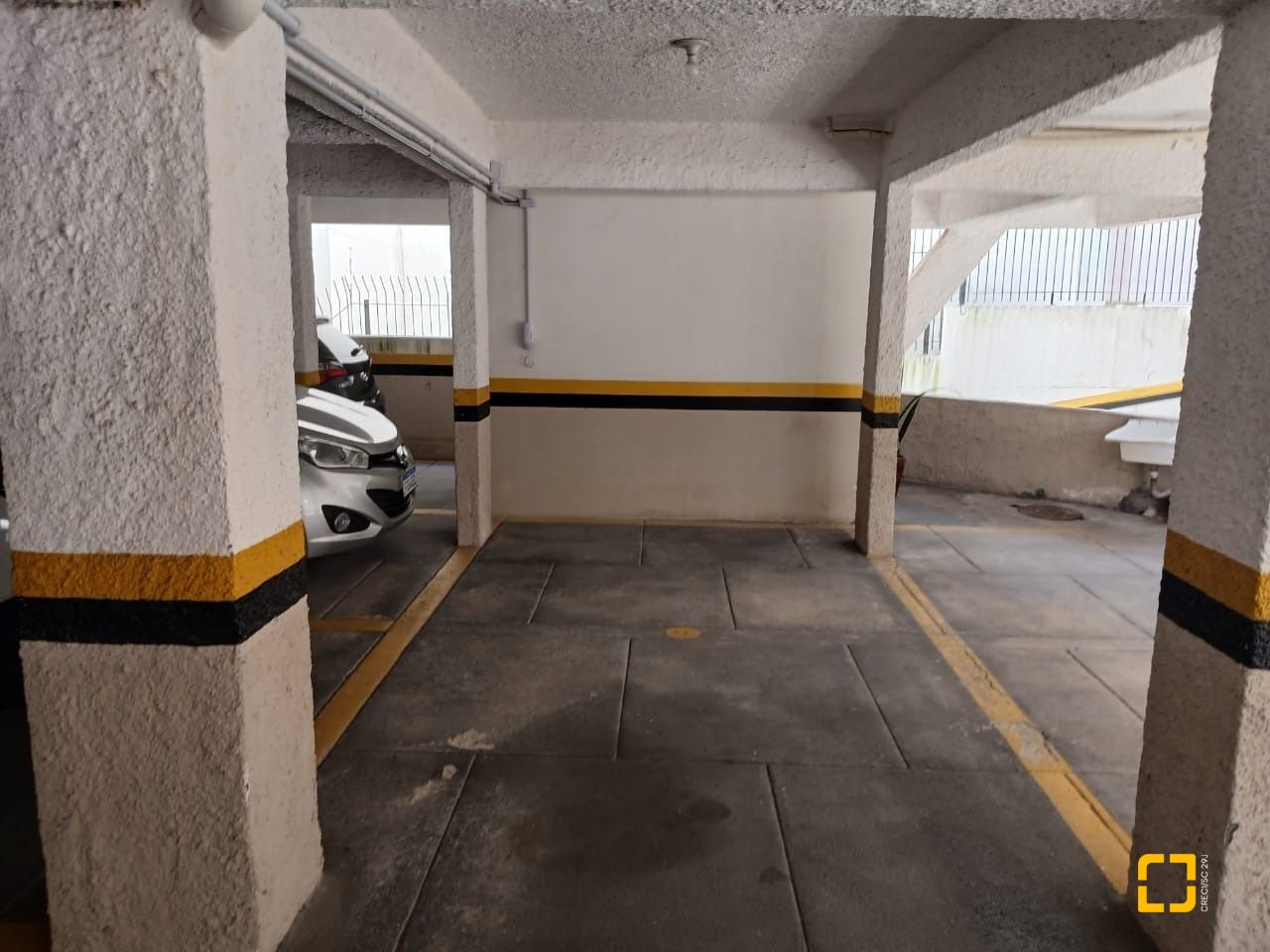 Apartamento com 71m², 3 quartos (sendo 1 suíte), 1 garagem, no bairro Abraão em Florianópolis