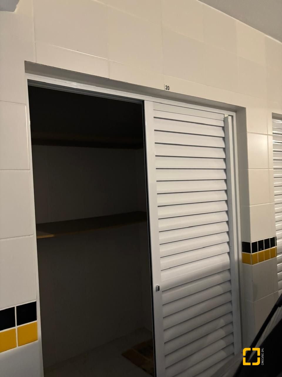 Apartamento com 132m², 6 quartos (sendo 3 suítes), 2 garagens, no bairro Centro em Florianópolis