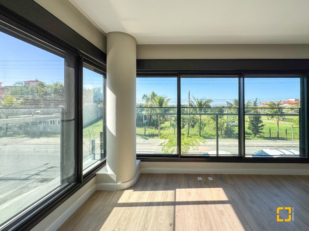 Apartamento com 148m², 6 quartos (sendo 3 suítes), 2 garagens, no bairro Jurerê em Florianópolis