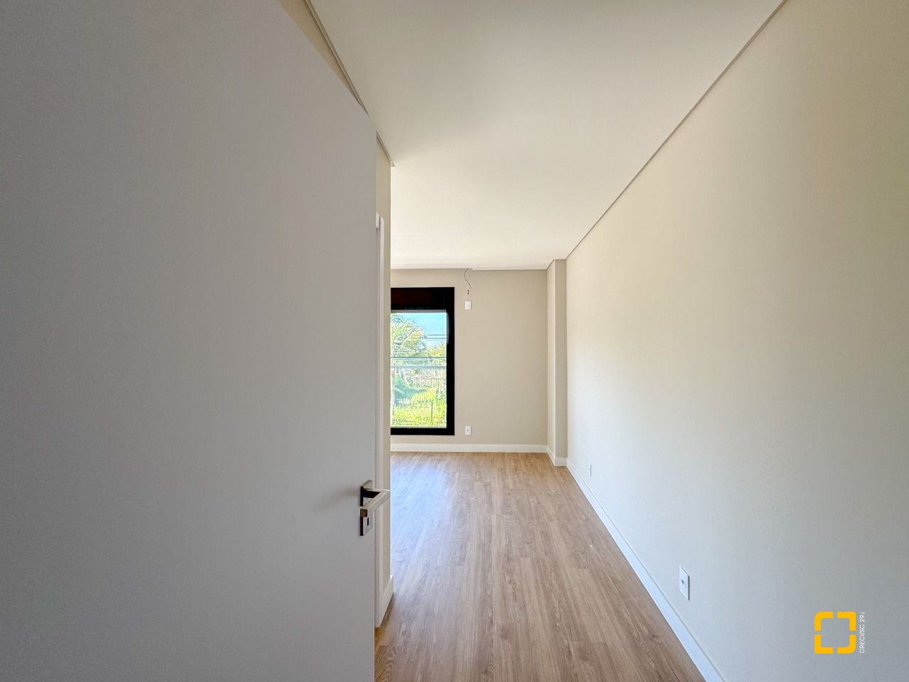 Apartamento com 148m², 6 quartos (sendo 3 suítes), 2 garagens, no bairro Jurerê em Florianópolis