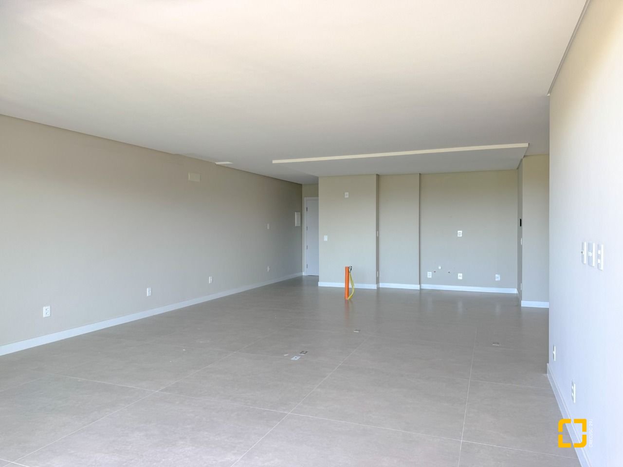 Apartamento com 148m², 6 quartos (sendo 3 suítes), 2 garagens, no bairro Jurerê em Florianópolis
