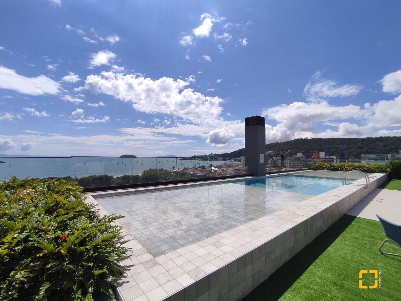 Apartamento com 148m², 6 quartos (sendo 3 suítes), 2 garagens, no bairro Jurerê em Florianópolis