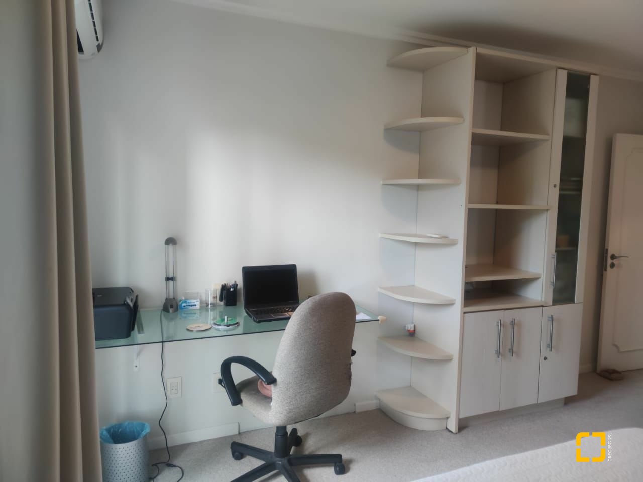 Casa com 300m², 8 quartos (sendo 4 suítes), 2 garagens, no bairro Jurerê Internacional em Florianópolis