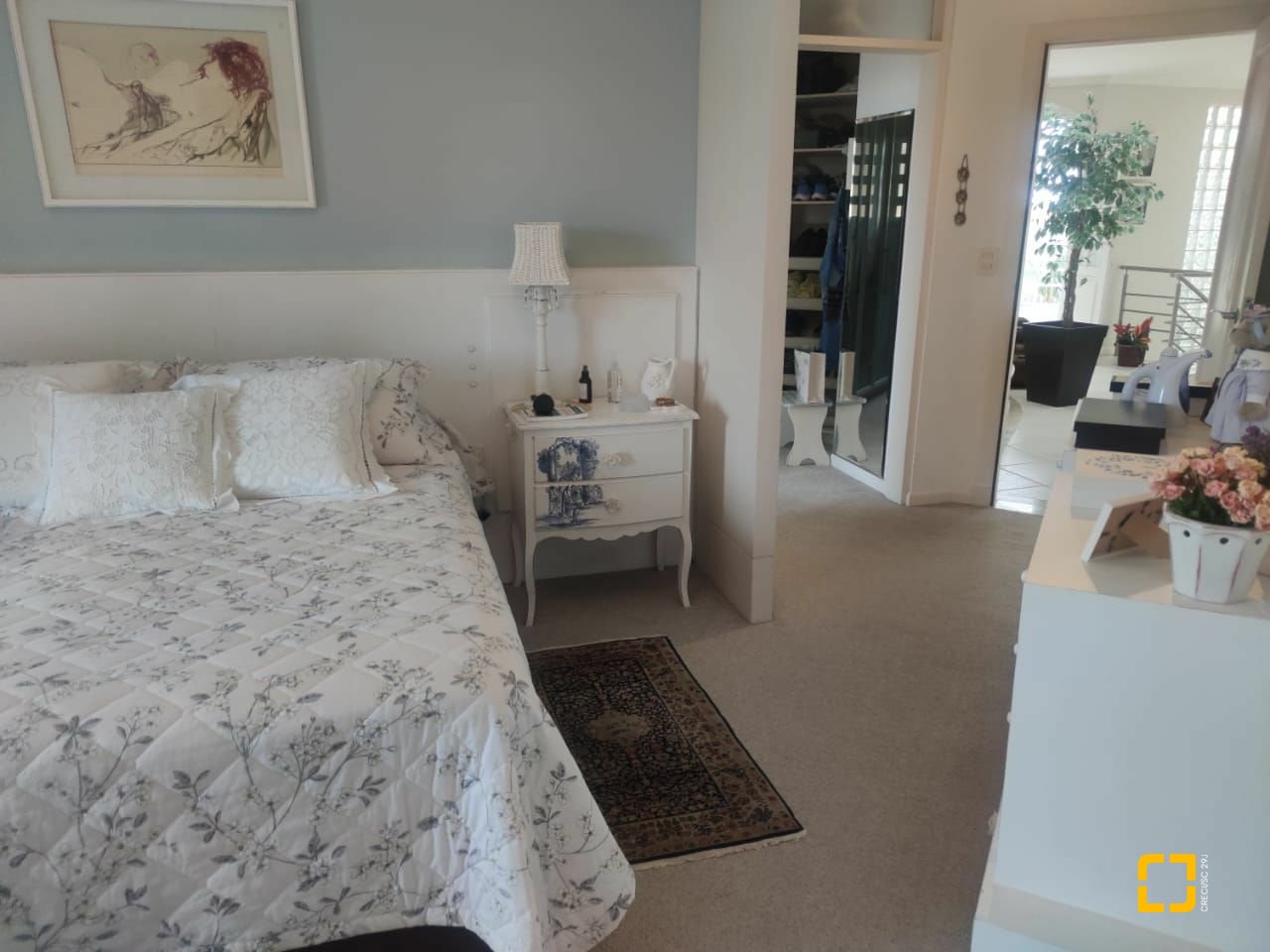 Casa com 300m², 8 quartos (sendo 4 suítes), 2 garagens, no bairro Jurerê Internacional em Florianópolis