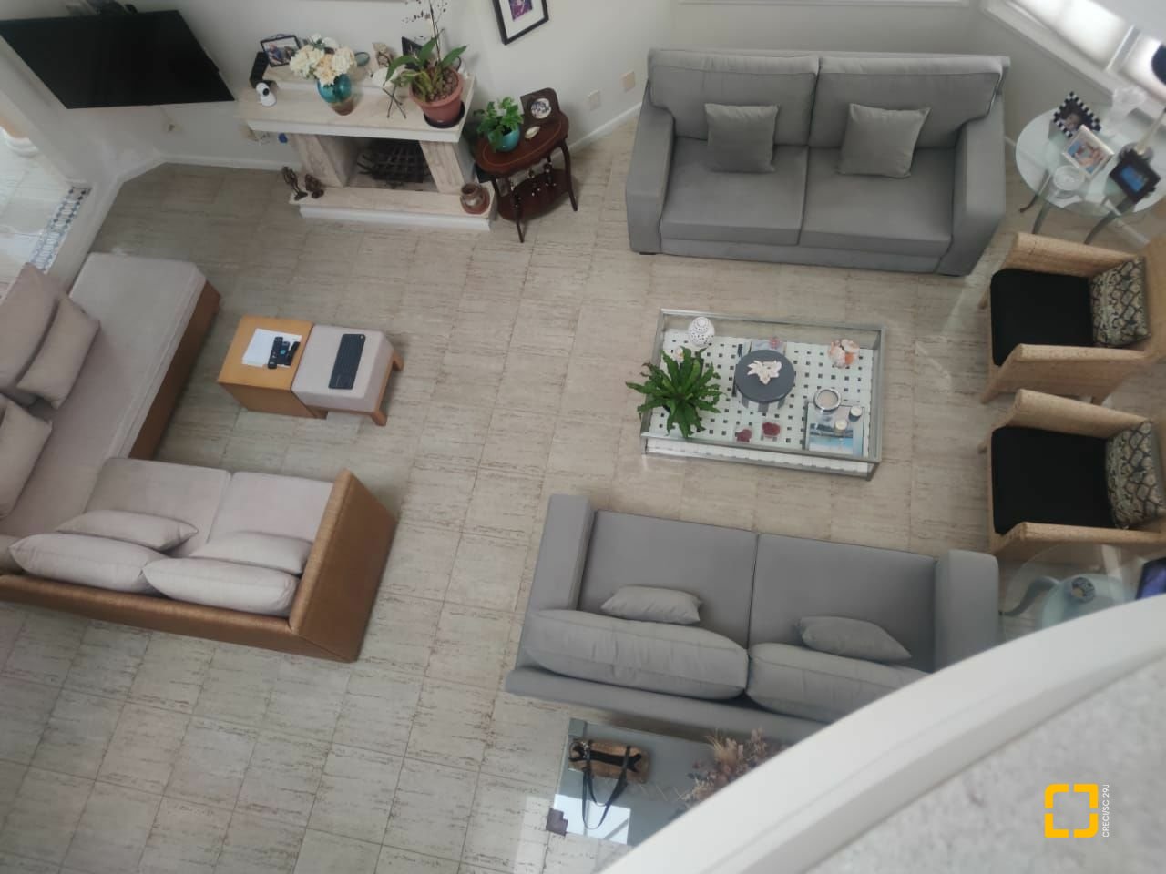 Casa com 300m², 8 quartos (sendo 4 suítes), 2 garagens, no bairro Jurerê Internacional em Florianópolis