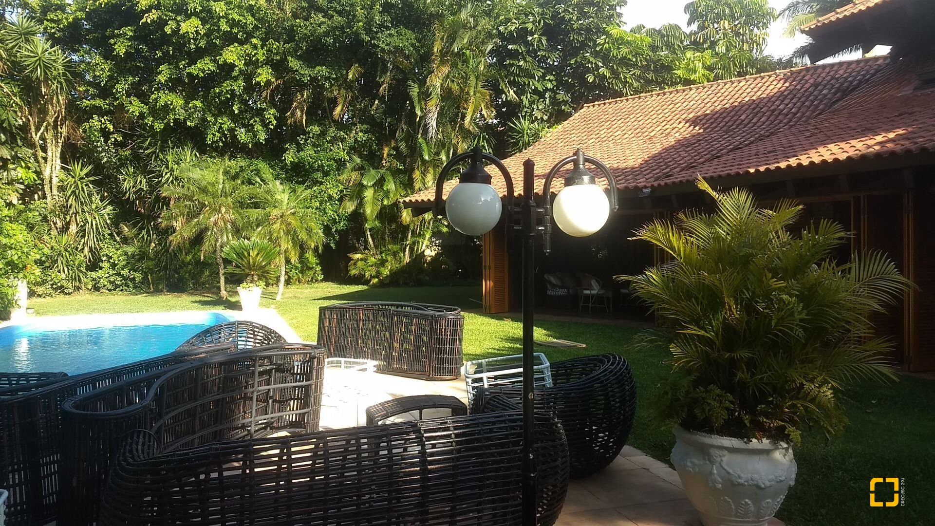 Casa com 942m², 5 quartos (sendo 5 suítes), 3 garagens, no bairro Jurerê Internacional em Florianópolis
