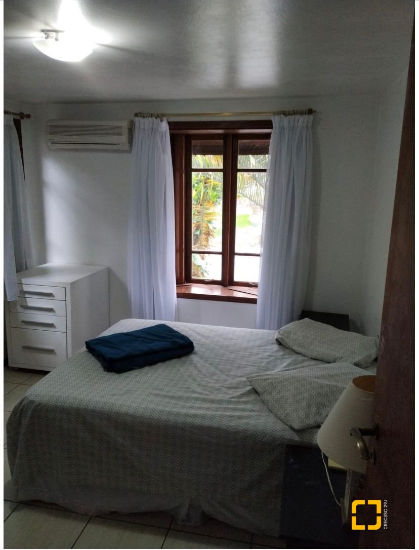 Casa com 200m², 7 quartos (sendo 3 suítes), 5 garagens, no bairro Jurerê Internacional em Florianópolis
