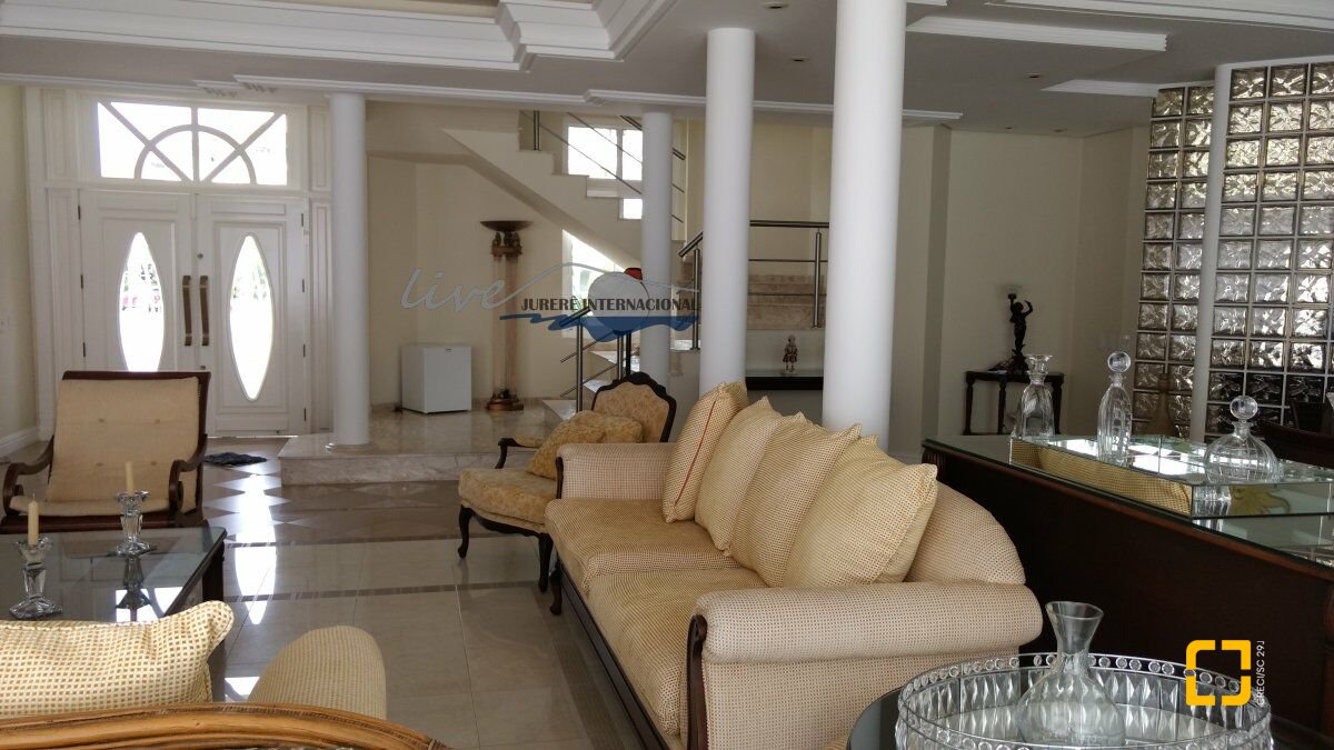 Casa com 1290m², 8 quartos (sendo 6 suítes), 8 garagens, no bairro Jurerê Internacional em Florianópolis