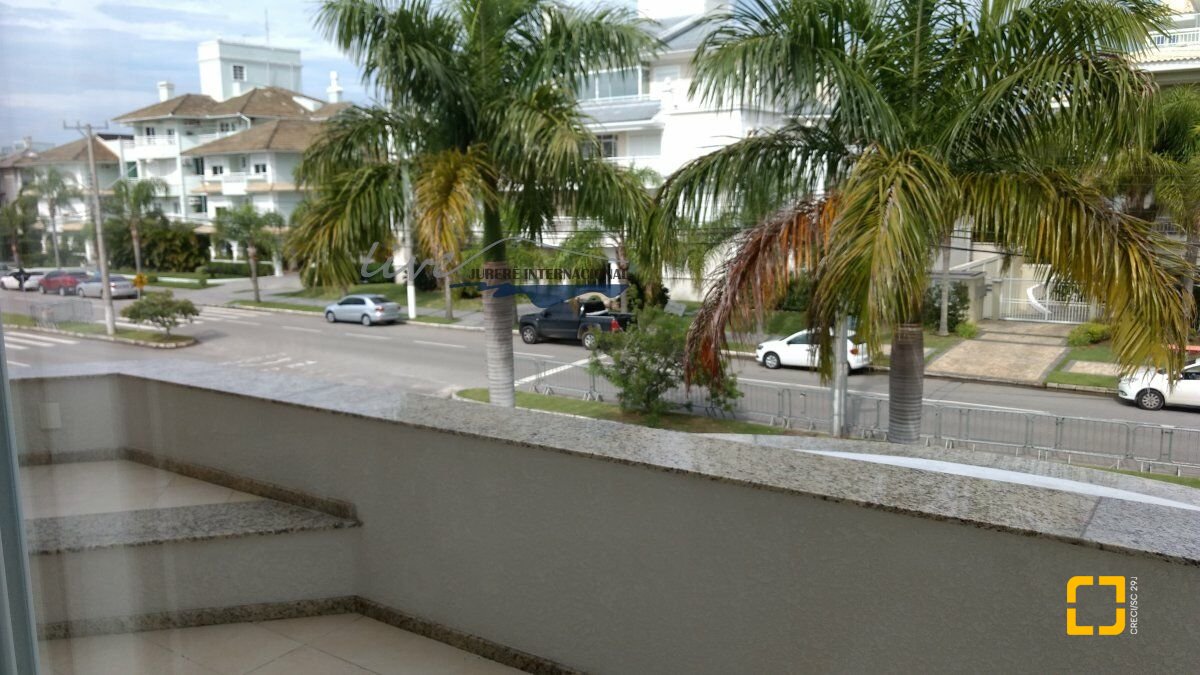 Casa com 1290m², 8 quartos (sendo 6 suítes), 8 garagens, no bairro Jurerê Internacional em Florianópolis