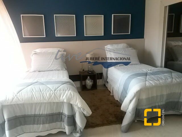 Casa com 665m², 7 quartos (sendo 2 suítes), 2 garagens, no bairro Jurerê Internacional em Florianópolis