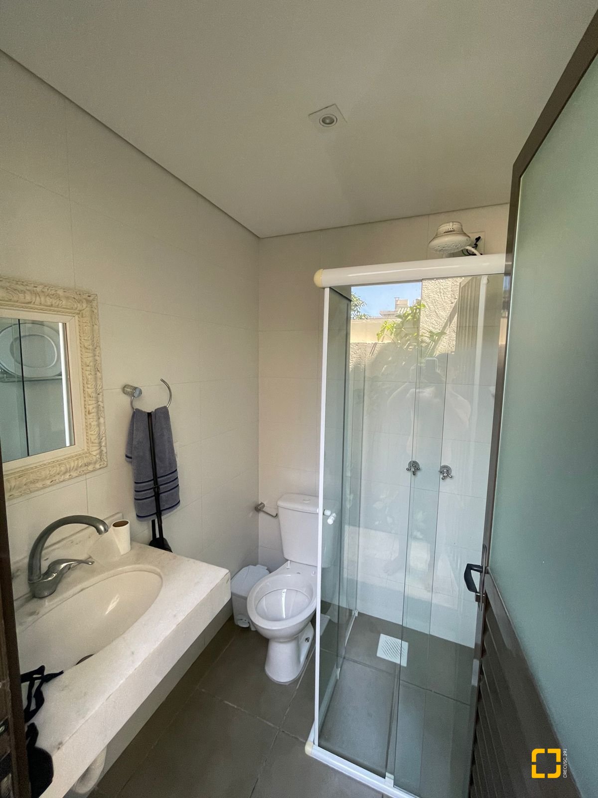 Casa com 3000m², 6 quartos (sendo 3 suítes), 2 garagens, no bairro Jurerê Internacional em Florianópolis