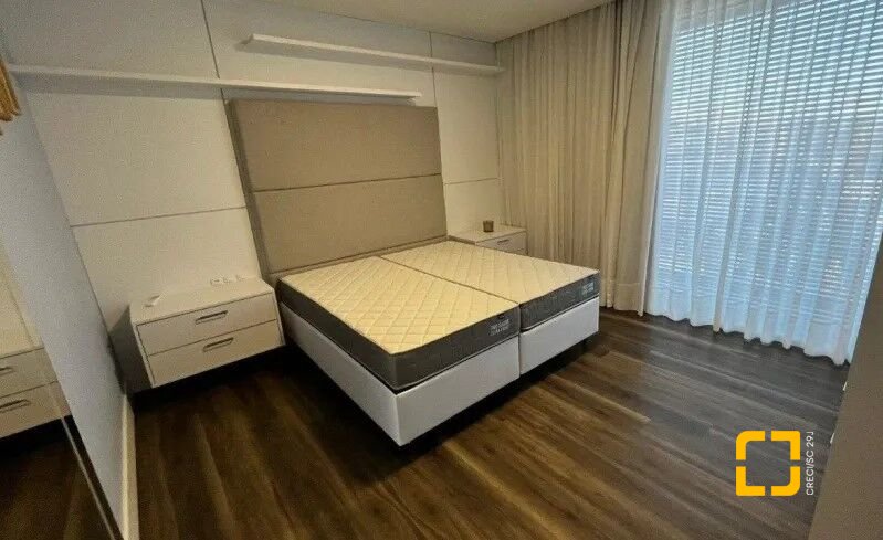 Casa com 433m², 10 quartos (sendo 5 suítes), 4 garagens, no bairro Jurerê Internacional em Florianópolis