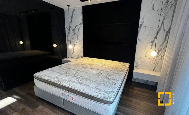 Casa com 433m², 10 quartos (sendo 5 suítes), 4 garagens, no bairro Jurerê Internacional em Florianópolis