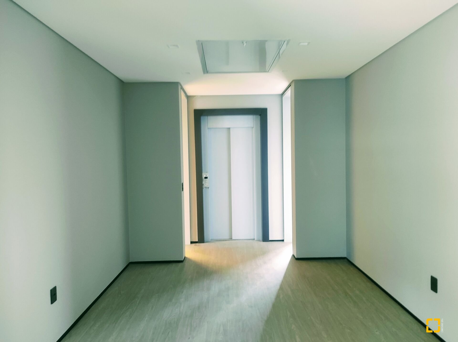 Casa com 700m², 10 quartos (sendo 5 suítes), 6 garagens, no bairro Jurerê Internacional em Florianópolis