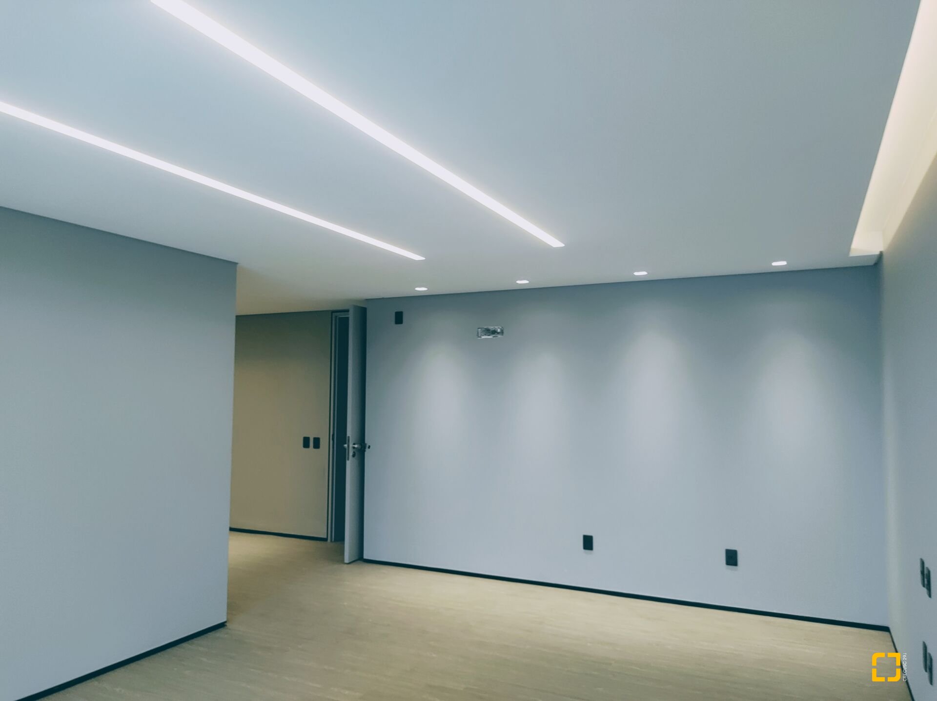 Casa com 700m², 10 quartos (sendo 5 suítes), 6 garagens, no bairro Jurerê Internacional em Florianópolis